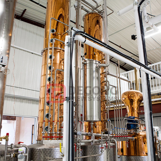 Attrezzatura per la distillazione del rum del distillatore multifunzionale di liquori 3000L Whisky Vodka