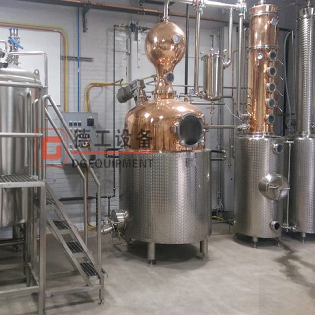 DEGONG Copper Distillation Commercial Equipment Distillatori a scaffale per vodka da 500-2000 litri